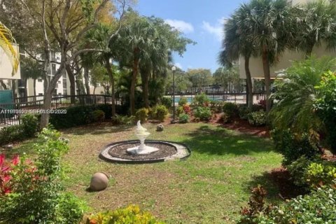 Condominio en venta en Sunny Isles Beach, Florida, 1 dormitorio, 71.26 m2 № 2032711 - foto 25