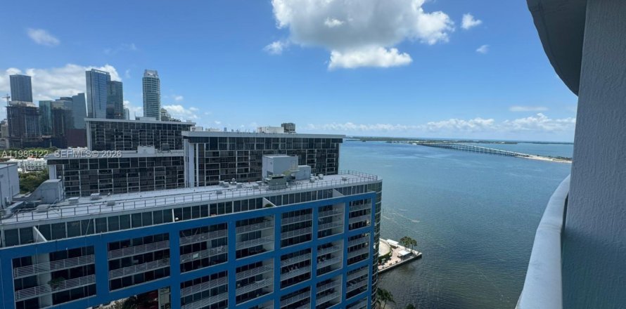 Condo à Miami, Floride, 1 chambre  № 2047635