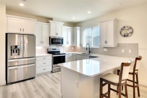 House in Parrish, Florida 3 bedrooms, 222.13 sq.m. № 2216200 - photo 15