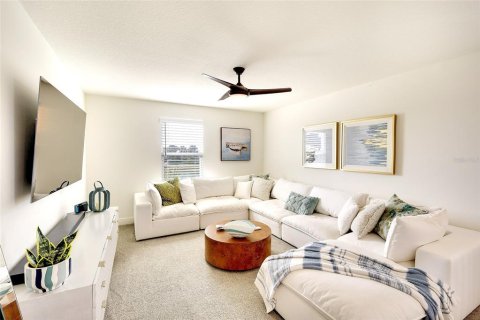 House in Parrish, Florida 3 bedrooms, 222.13 sq.m. № 2216200 - photo 18