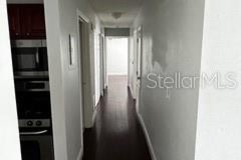 Condo in Orlando, Florida, 2 bedrooms  № 1737189 - photo 10