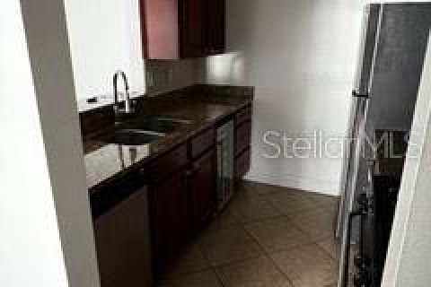 Condo in Orlando, Florida, 2 bedrooms  № 1737189 - photo 8