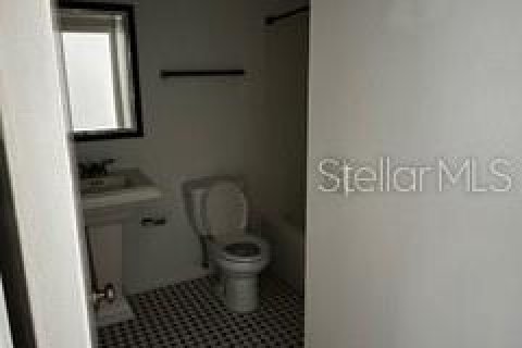 Condo in Orlando, Florida, 2 bedrooms  № 1737189 - photo 11