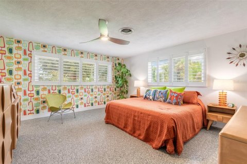 House in New Smyrna Beach, Florida 3 bedrooms, 247.49 sq.m. № 2220432 - photo 5