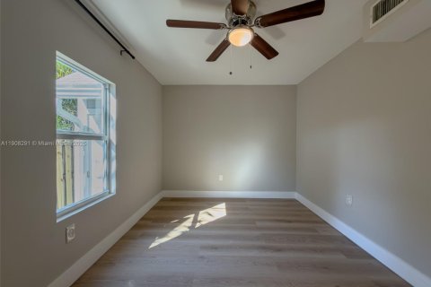 Villa ou maison à vendre à Fort Lauderdale, Floride: 4 chambres, 169.18 m2 № 1964577 - photo 26