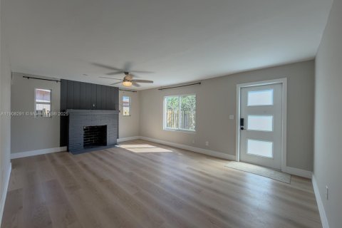 Villa ou maison à vendre à Fort Lauderdale, Floride: 4 chambres, 169.18 m2 № 1964577 - photo 14