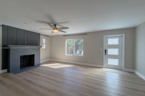 Villa ou maison à vendre à Fort Lauderdale, Floride: 4 chambres, 169.18 m2 № 1964577 - photo 13