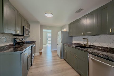 Villa ou maison à vendre à Fort Lauderdale, Floride: 4 chambres, 169.18 m2 № 1964577 - photo 9