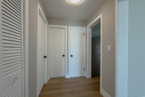 Villa ou maison à vendre à Fort Lauderdale, Floride: 4 chambres, 169.18 m2 № 1964577 - photo 22