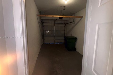 Condominio en alquiler en Miramar, Florida, 3 dormitorios № 2009936 - foto 11