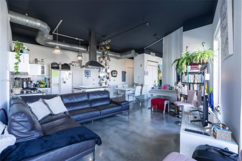 Copropriété à vendre à Miami, Floride: 2 chambres, 92.34 m2 № 1957685 - photo 4