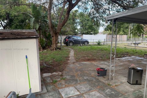 Villa ou maison à louer à Hallandale Beach, Floride: 1 chambre, 55.18 m2 № 2011681 - photo 12