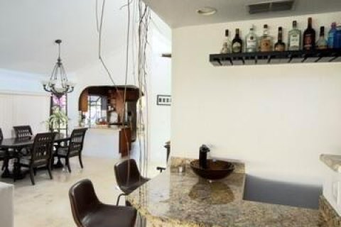 House in Deerfield Beach, Florida 3 bedrooms, 230.21 sq.m. № 2088294 - photo 21