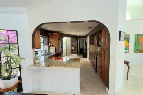House in Deerfield Beach, Florida 3 bedrooms, 230.21 sq.m. № 2088294 - photo 15