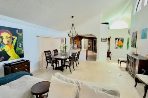 House in Deerfield Beach, Florida 3 bedrooms, 230.21 sq.m. № 2088294 - photo 6