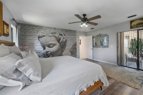 House in Wellington, Florida 3 bedrooms, 186.92 sq.m. № 2051239 - photo 28