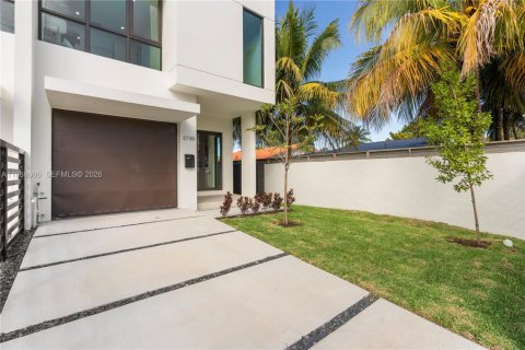 Купить таунхаус в Майами, Флорида 4 спальни, № 2048350 - фото 7