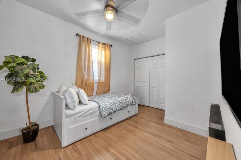 Купить виллу или дом в Пальметто-Бей, Флорида 4 спальни, 122.91м2, № 1998493 - фото 18