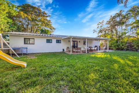 Купить виллу или дом в Пальметто-Бей, Флорида 4 спальни, 122.91м2, № 1998493 - фото 26