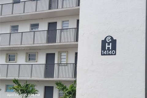 Condo in Miami, Florida, 2 bedrooms  № 1684236 - photo 5