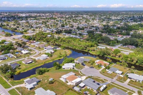 Casa en venta en Port Charlotte, Florida, 2 dormitorios, 123 m2 № 1875931 - foto 26