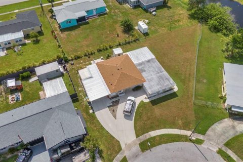 Casa en venta en Port Charlotte, Florida, 2 dormitorios, 123 m2 № 1875931 - foto 16