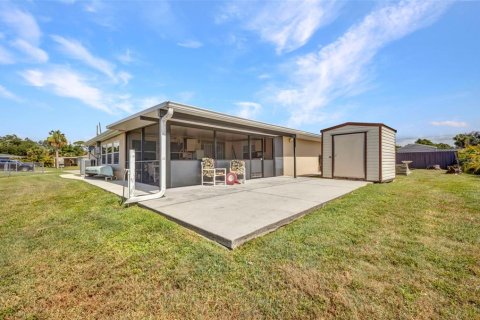 Casa en venta en Port Charlotte, Florida, 2 dormitorios, 123 m2 № 1875931 - foto 6