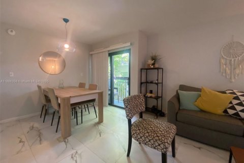 Снять в аренду кондоминиум в Майами-Бич, Флорида 1 спальня, 47.38м2, № 1950457 - фото 15