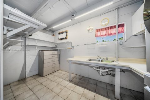 Villa ou maison à vendre à Fort Lauderdale, Floride: 3 chambres, 135.82 m2 № 1954164 - photo 19