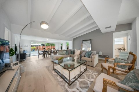 Villa ou maison à vendre à Fort Lauderdale, Floride: 3 chambres, 135.82 m2 № 1954164 - photo 6