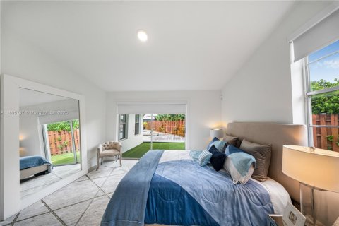 Villa ou maison à vendre à Fort Lauderdale, Floride: 3 chambres, 135.82 m2 № 1954164 - photo 14