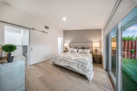 Villa ou maison à vendre à Fort Lauderdale, Floride: 3 chambres, 135.82 m2 № 1954164 - photo 10