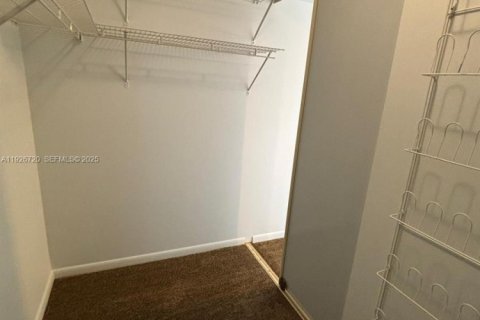 Снять в аренду кондоминиум в Уэст-Палм-Бич, Флорида 2 спальни, 133.5м2, № 1988080 - фото 7