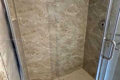 Снять в аренду кондоминиум в Уэст-Палм-Бич, Флорида 2 спальни, 133.5м2, № 1988080 - фото 6