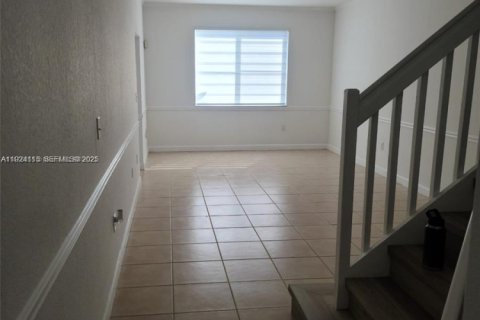 Снять в аренду кондоминиум в Хайалиа, Флорида 2 спальни, № 1982211 - фото 4