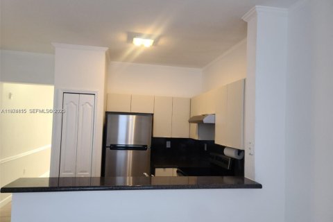 Снять в аренду кондоминиум в Хайалиа, Флорида 2 спальни, № 1982211 - фото 1