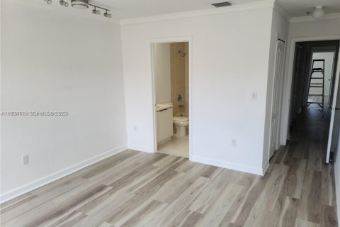 Снять в аренду кондоминиум в Хайалиа, Флорида 2 спальни, № 1982211 - фото 16