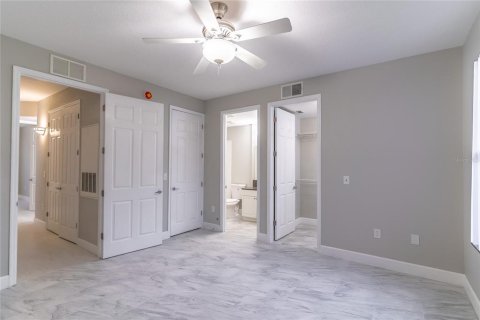 Townhouse in Kissimmee, Florida 4 bedrooms, 163.51 sq.m. № 1899348 - photo 16