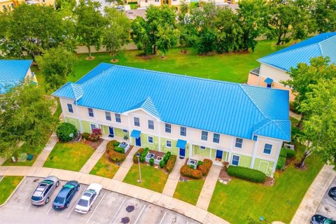 Townhouse in Kissimmee, Florida 4 bedrooms, 163.51 sq.m. № 1899348 - photo 2