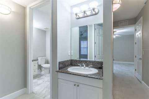Townhouse in Kissimmee, Florida 4 bedrooms, 163.51 sq.m. № 1899348 - photo 25