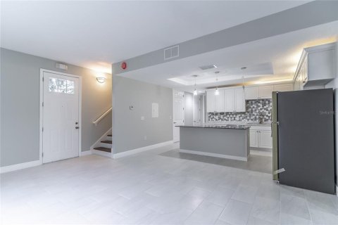 Townhouse in Kissimmee, Florida 4 bedrooms, 163.51 sq.m. № 1899348 - photo 9