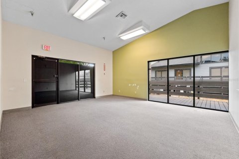 Propiedad comercial en alquiler en Orlando, Florida, 1712.93 m2 № 1879958 - foto 22