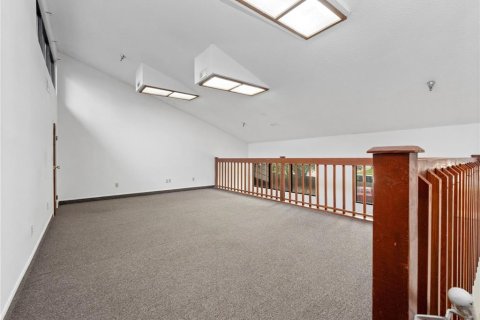 Propiedad comercial en alquiler en Orlando, Florida, 1712.93 m2 № 1879958 - foto 30