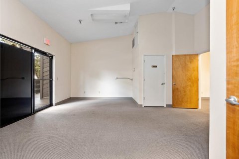 Propiedad comercial en alquiler en Orlando, Florida, 1712.93 m2 № 1879958 - foto 15