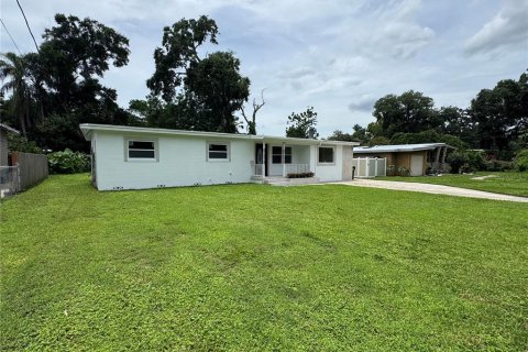 House in Orlando, Florida 4 bedrooms, 177.16 sq.m. № 1832819 - photo 2