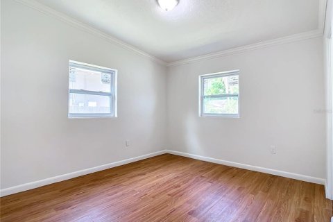 House in Orlando, Florida 4 bedrooms, 177.16 sq.m. № 1832819 - photo 25