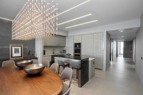 Copropriété à vendre à Sunny Isles Beach, Floride: 4 chambres, 249.16 m2 № 1802609 - photo 5