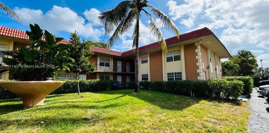 Дом в Помпано-Бич, Флорида 1 спальня, 55.74м2 № 1967295