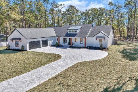 House in Morriston, Florida 4 bedrooms, 294.69 sq.m. № 2210116 - photo 2