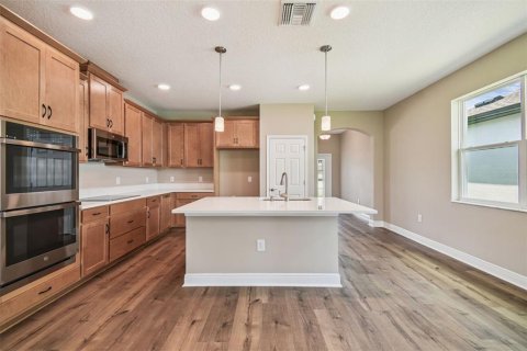 Casa en venta en Spring Hill, Florida, 3 dormitorios, 195.93 m2 № 1687279 - foto 6